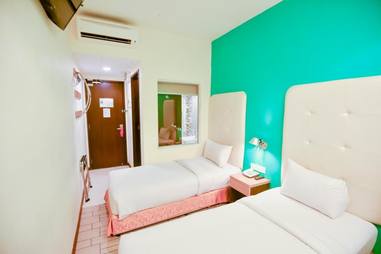 Lumut Suites 2* Lumut